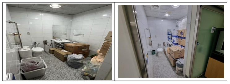 청소도구 및 물건들이 쌓여있는 구월2동 행정복지센터 화장실 모습(사진=함께걸음)
